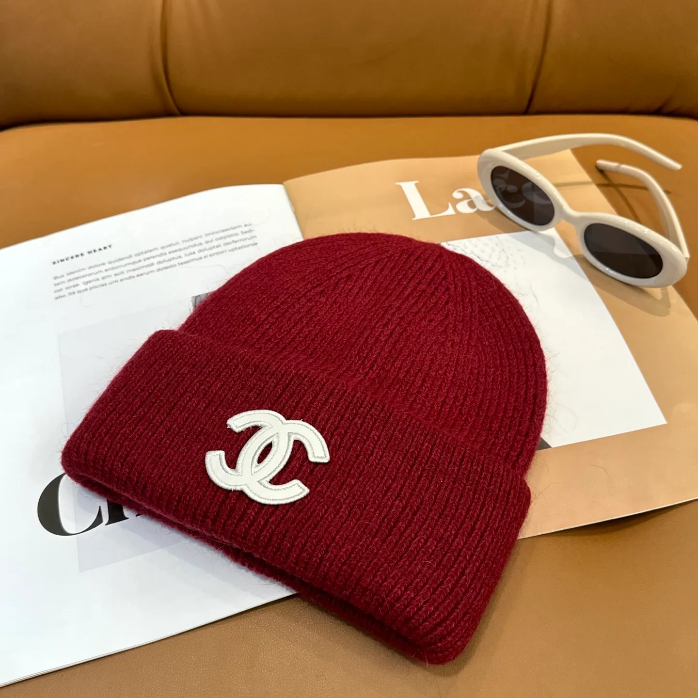 P60 CHANEL small and popular knitted hat! Xiaohongshu’s new product is released, it’s so 🉑️, high-elastic fabric, classic colors, same style for men and women.
