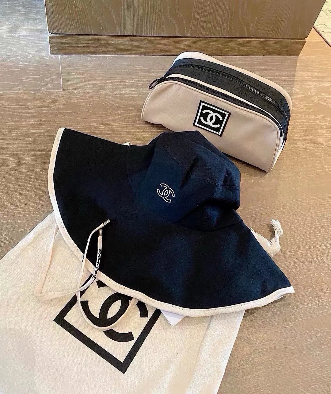 120¥ Chanel large brim bucket hat, canvas hat, simple internet celebrity style, head circumference 57cm