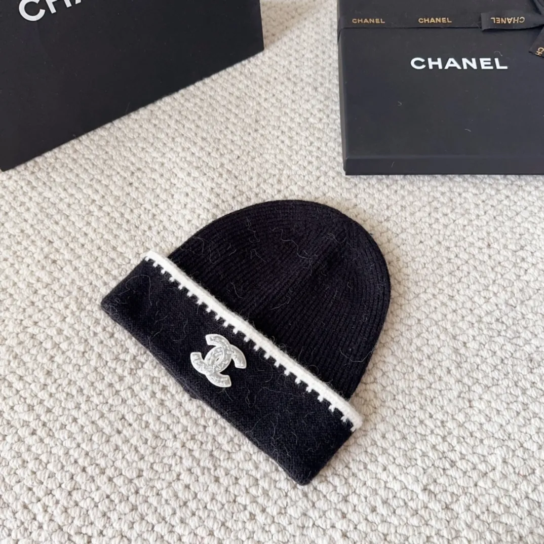 💰56 Chanel official website releases CHANEL small and popular knitted hat! Xiaohongshu’s new product is released, it’s so 🉑️, high-elastic fabric, classic colors, same style for men and women.