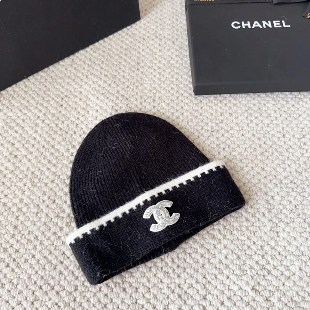 💰56 Chanel official website releases CHANEL small and popular knitted hat! Xiaohongshu’s new product is released, it’s so 🉑️, high-elastic fabric, classic colors, same style for men and women.