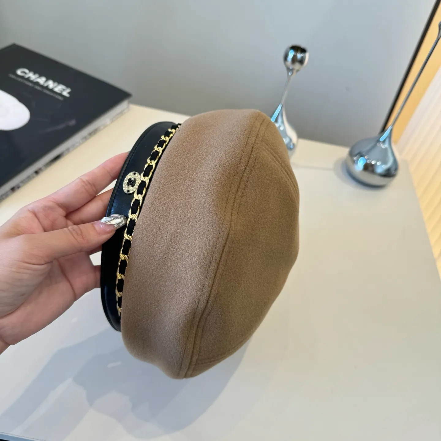 💰100¥ Chanel wool beret, small fragrant chain beret, head circumference 57cm