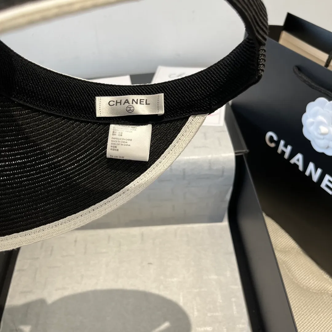 💰100¥ Chanel Camellia empty top sun hat, sun headband
