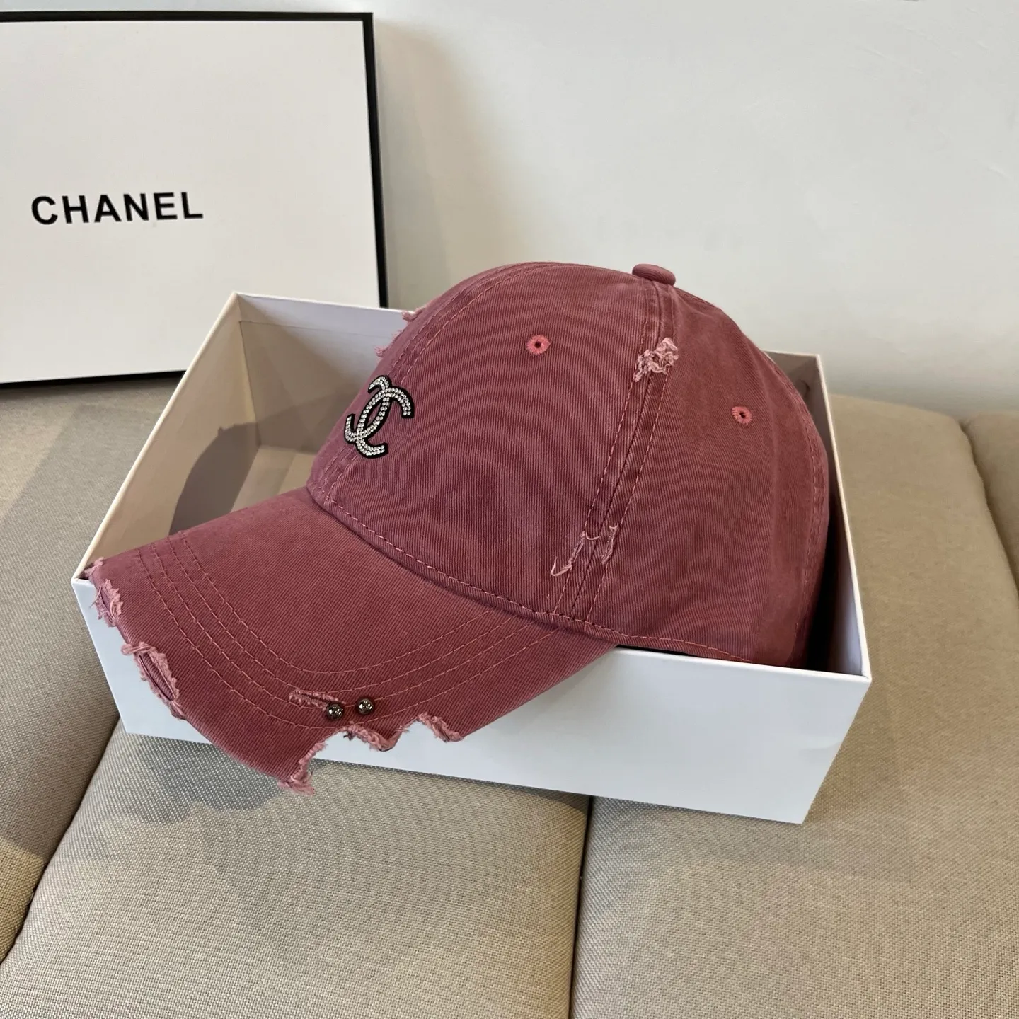 P60 CHANEL Chanel 2025 new small fragrance big-name baseball cap, counter classic style, unisex, head circumference 57, four colors available