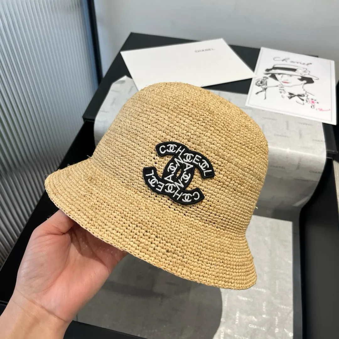 💰160¥ Chanel's new raffia straw hat, pure hand hooked straw hat, foldable, a must-have item for travel, head circumference 57cm