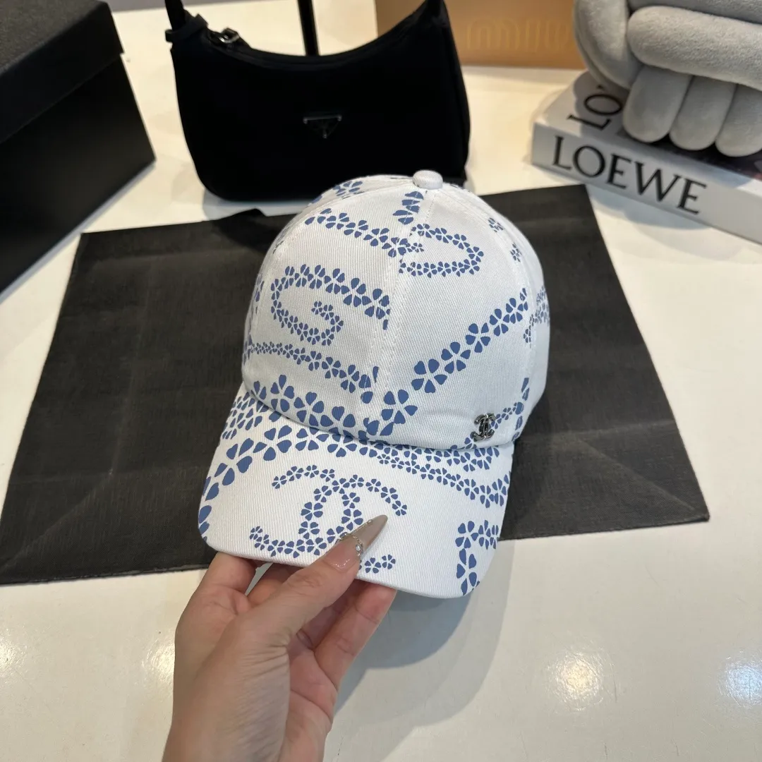 💰60¥ Chanel peaked cap, high-end and elegant, head circumference 57cm