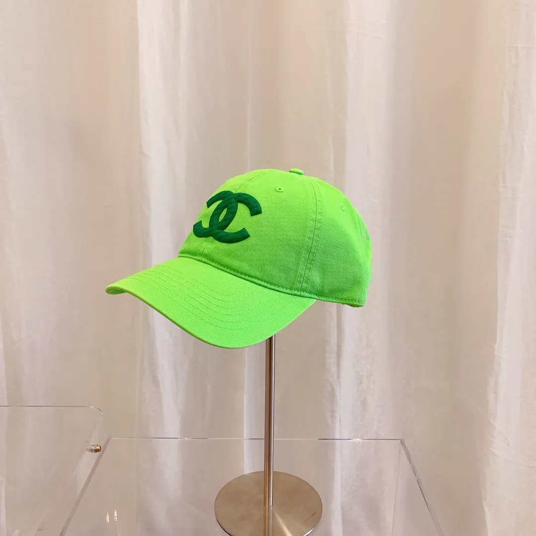 P60 CHANEL Chanel🧢New autumn and winter new style baseball cap with stars! High-end goods! The most knowledgeable version on the market, fashionable and elegant