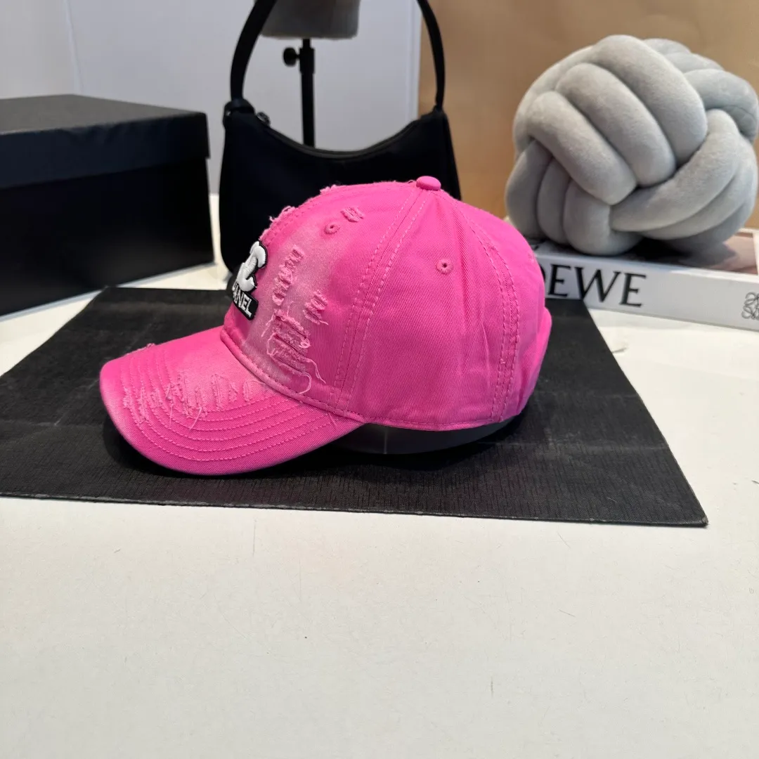 P60 CHANEL 2024 new ripped baseball cap, logo Xiaoxiang is classic and simple, fashionable and casual design, popular new product
