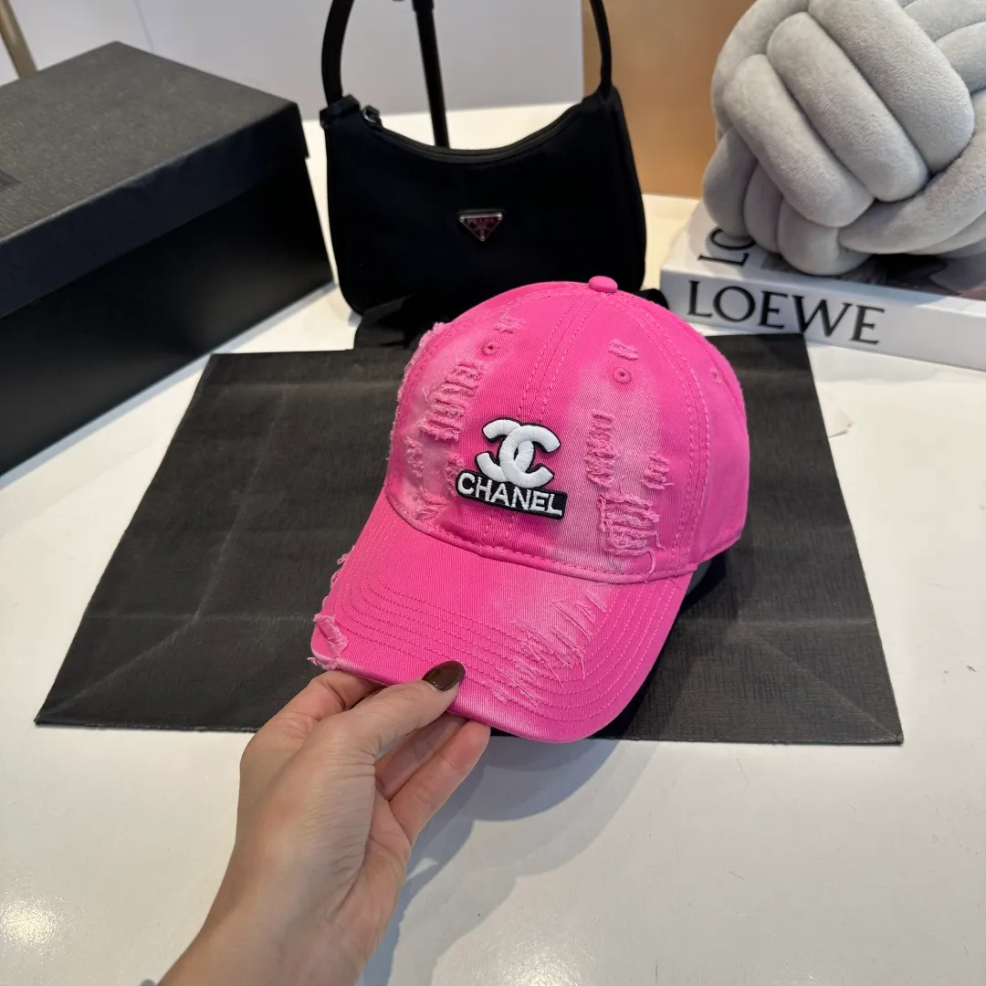 P60 CHANEL 2024 new ripped baseball cap, logo Xiaoxiang is classic and simple, fashionable and casual design, popular new product