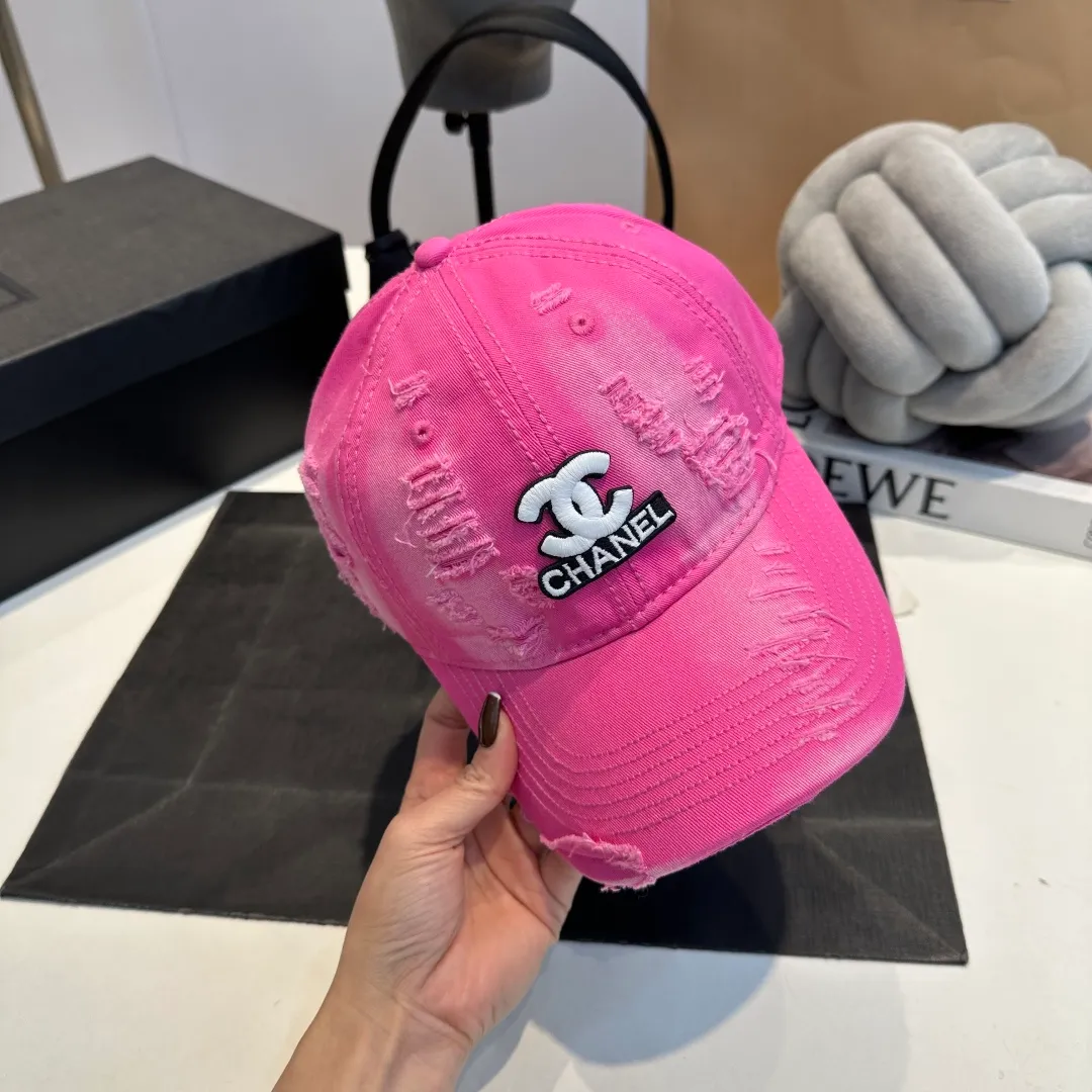 P60 CHANEL 2024 new ripped baseball cap, logo Xiaoxiang is classic and simple, fashionable and casual design, popular new product