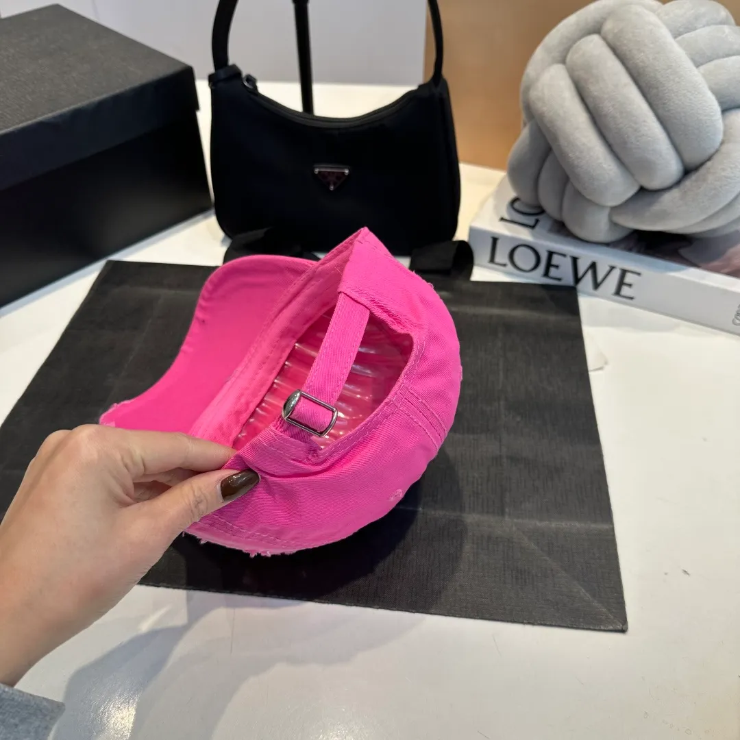 P60 CHANEL 2024 new ripped baseball cap, logo Xiaoxiang is classic and simple, fashionable and casual design, popular new product