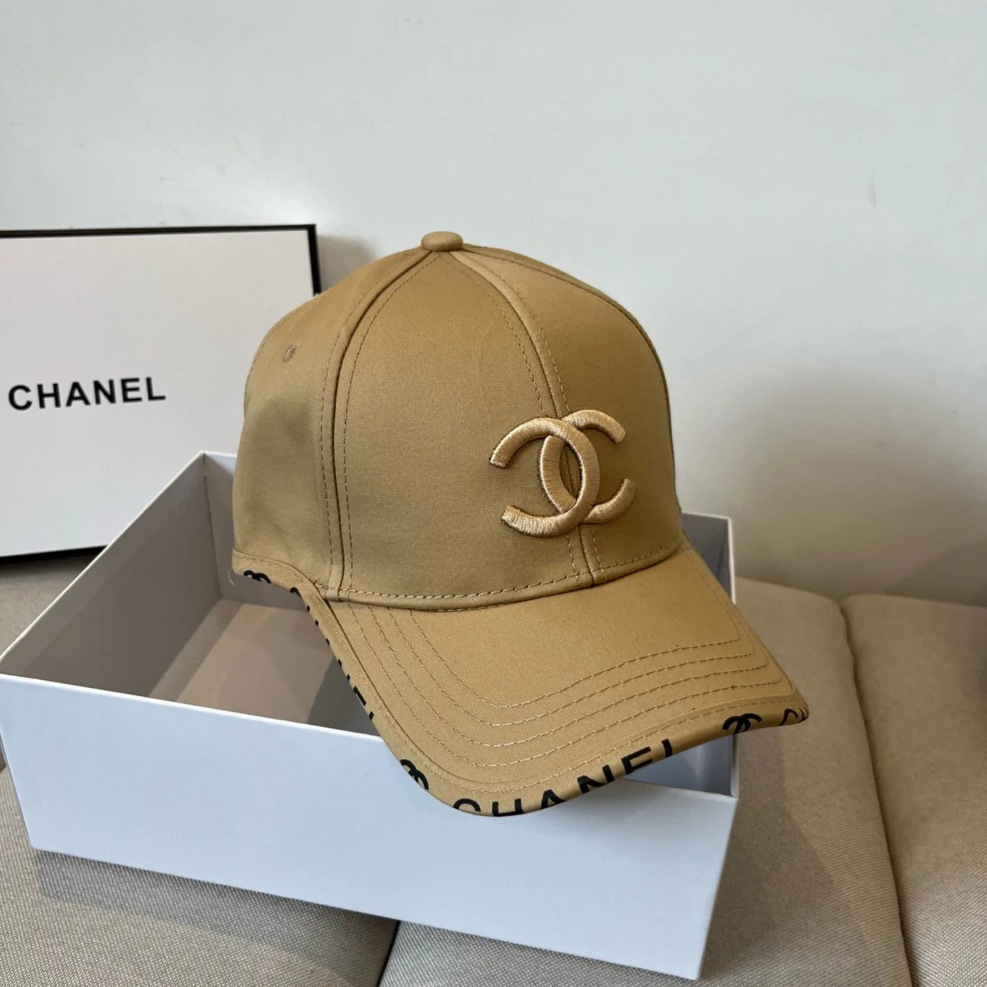 P60 CHANEL new baseball cap, Xiaoxiang classic and simple, fashionable and casual design, popular new product