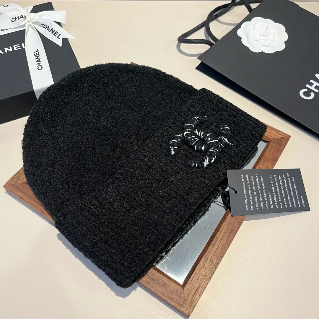 💰90¥ Chanel knitted beanie