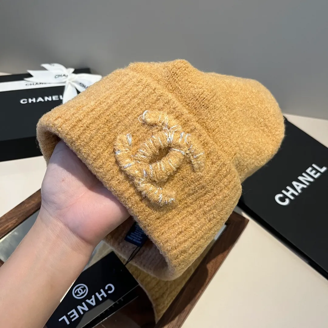💰90¥ Chanel knitted beanie