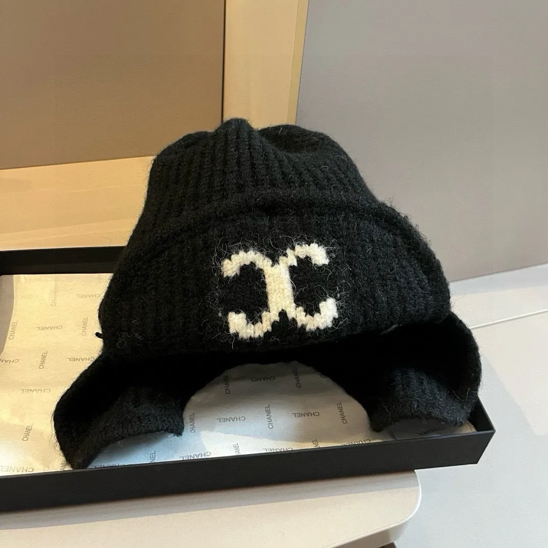 💰90¥ Chanel Chanel knitted ear hat