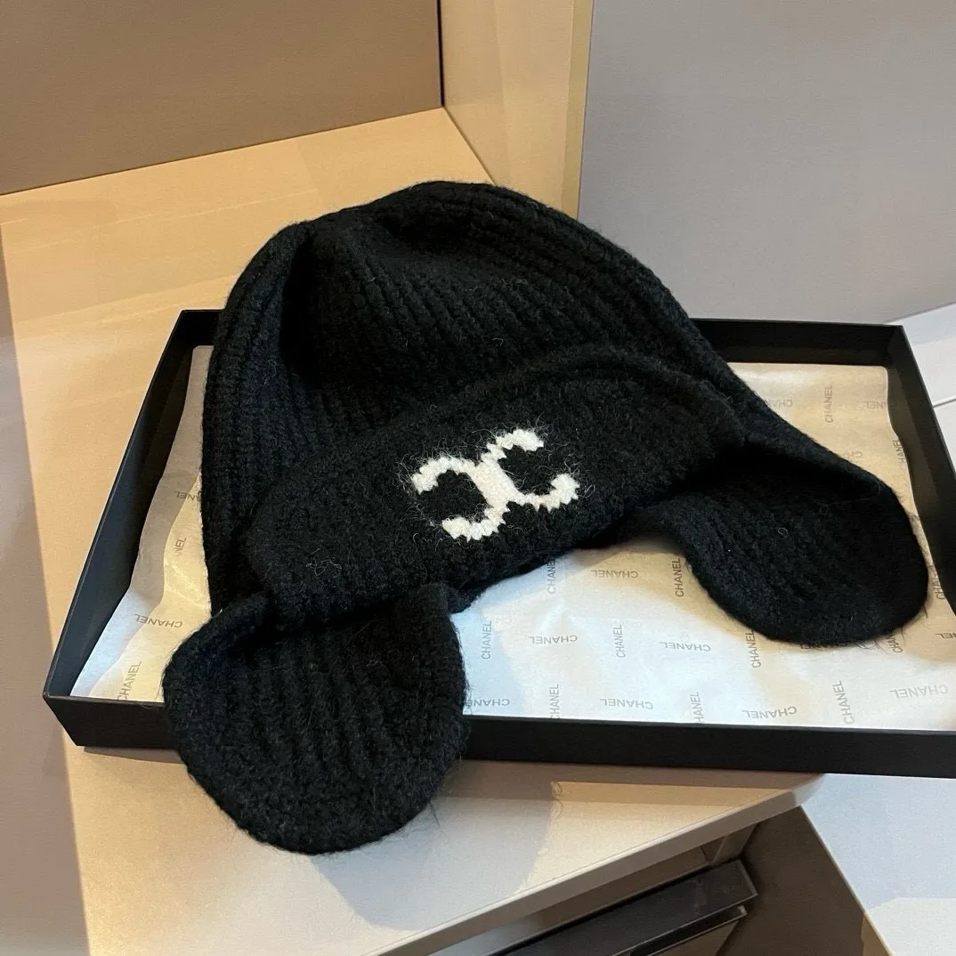 💰90¥ Chanel Chanel knitted ear hat