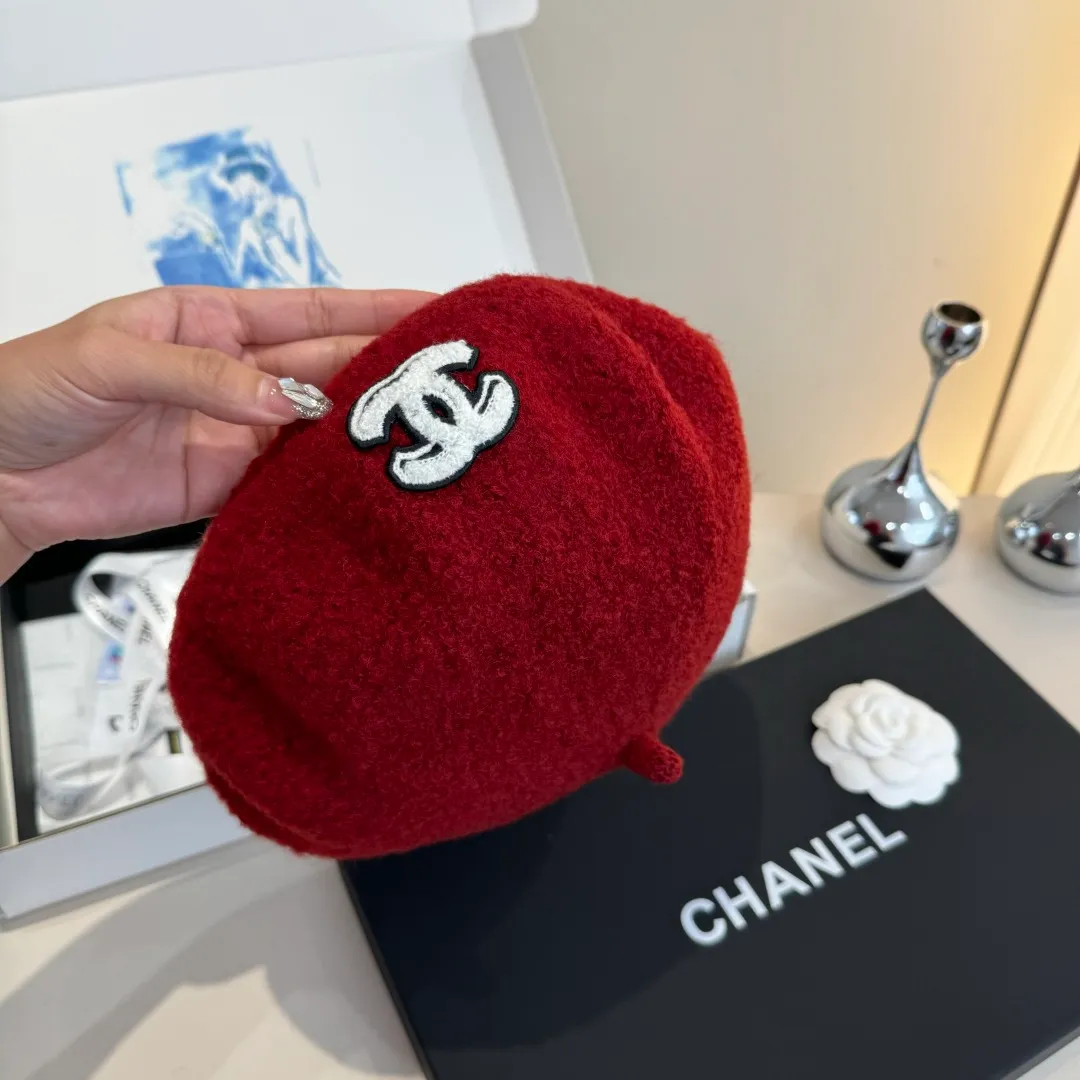 💰120¥ Chanel wool beret, pumpkin hat, 100% wool🦙 fabric, head circumference 57cm