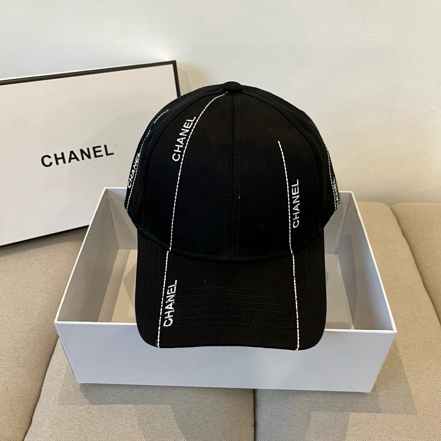 P56 CHANEL Chanel 2025 new small fragrance big-name baseball cap, counter classic style, unisex, head circumference 57