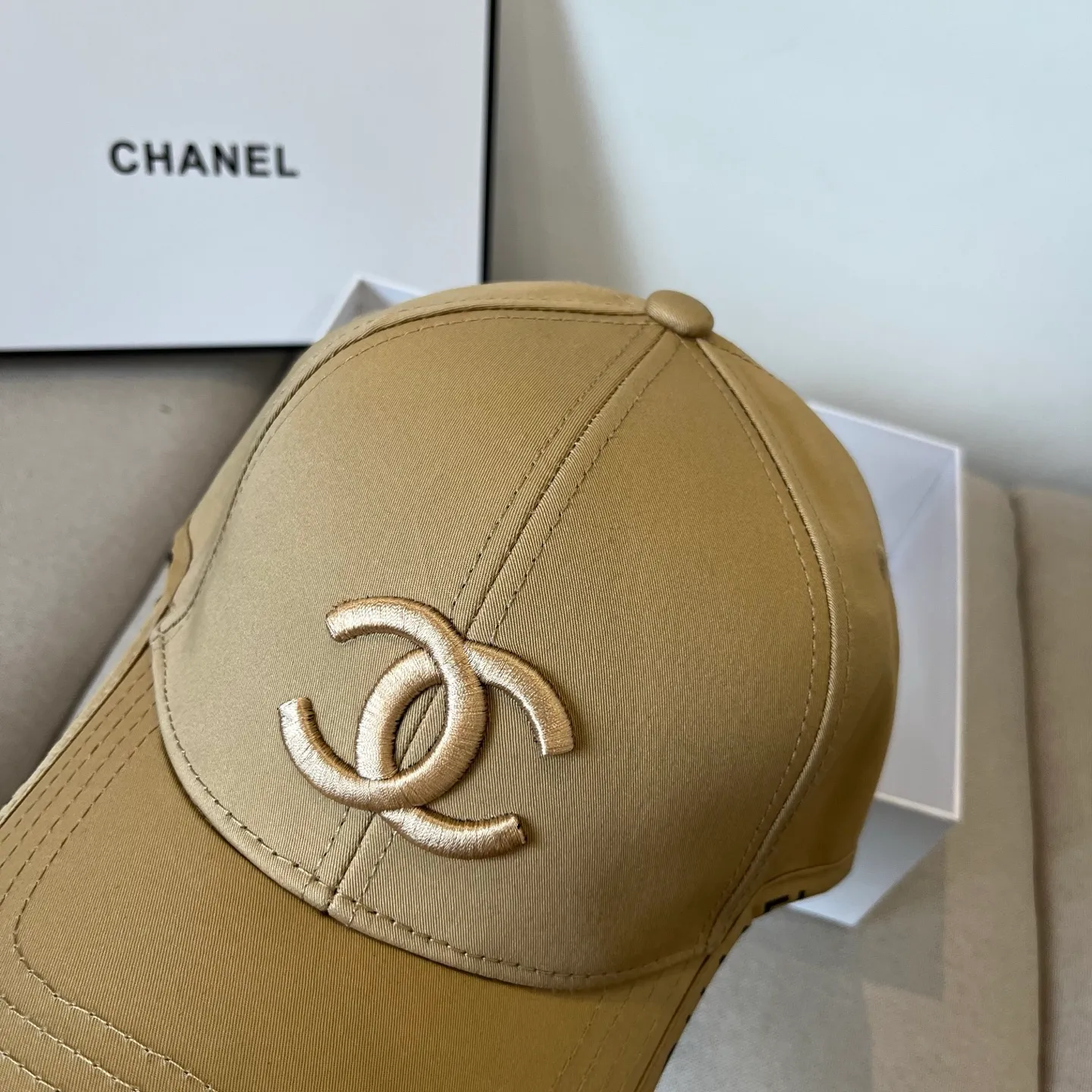 P60 CHANEL new baseball cap, Xiaoxiang classic and simple, fashionable and casual design, popular new product