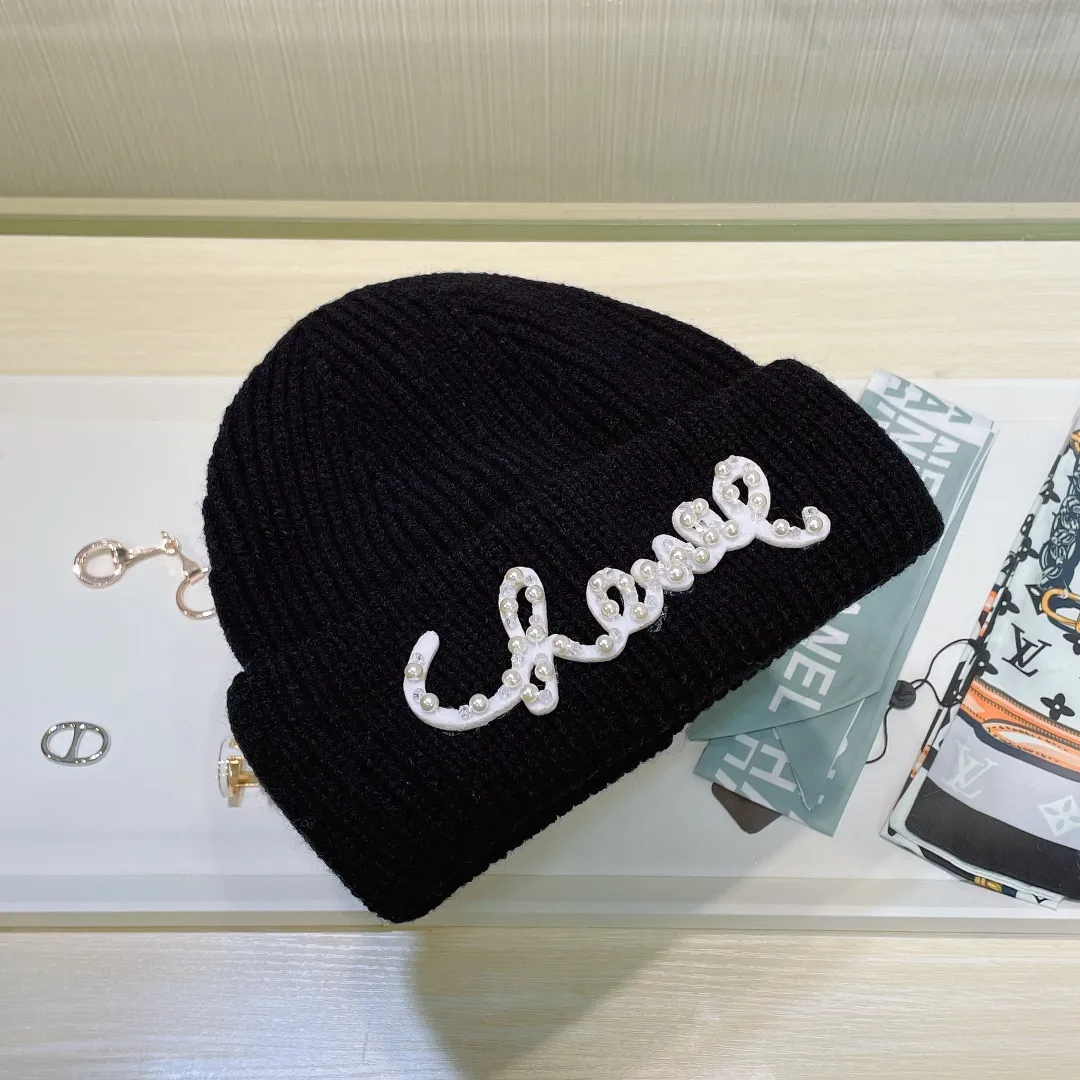 P70 comes with dust bag🌺【CHANEL】Official website classic style, 70% wool, 30% rabbit fur knitted hat! Xiaohongshu, recommended by major internet celebrities! Thicker and warmer, fashionable and popular🌸First-class texture, the best brand for keeping warm in autumn and winter, order now, limited quantity available