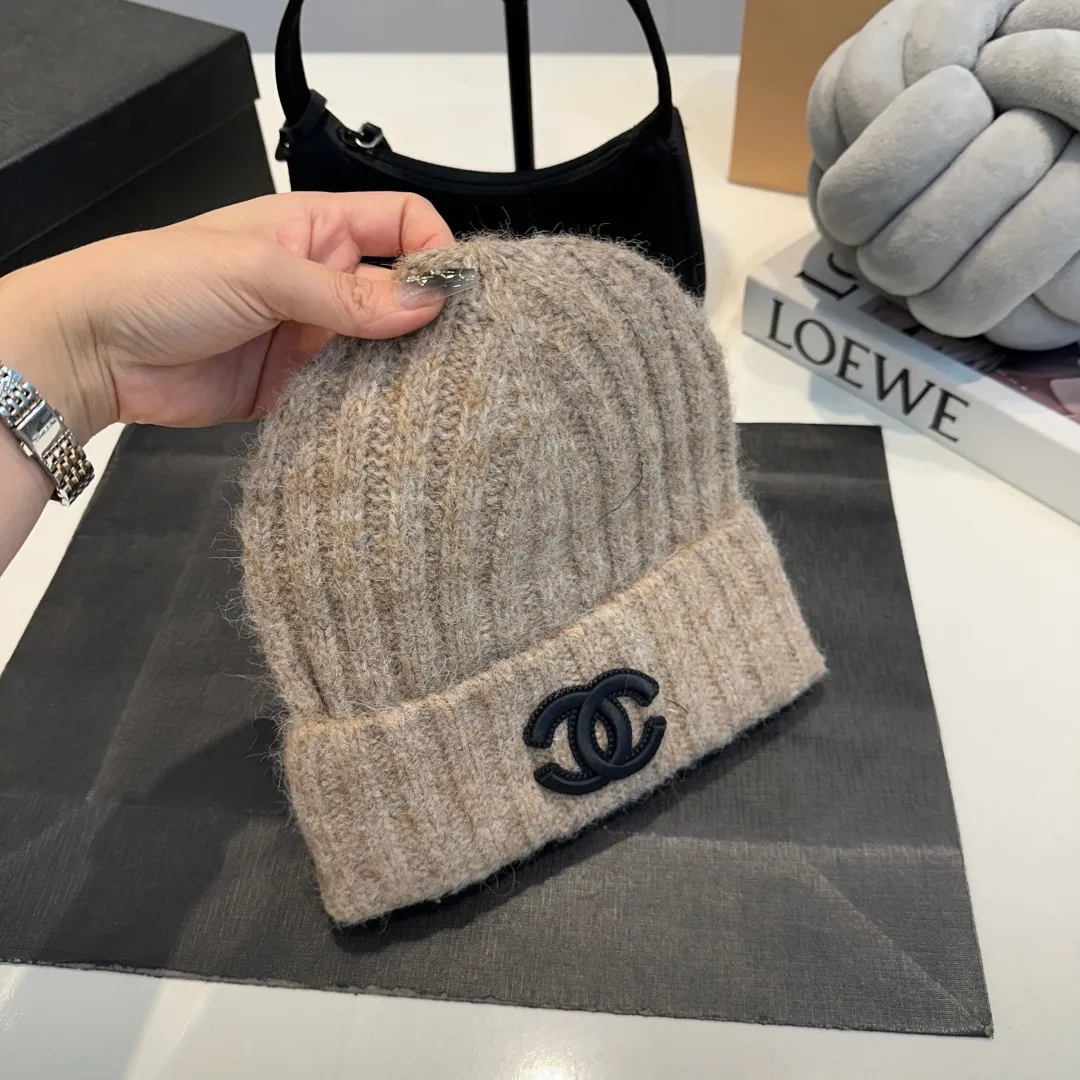 P50 Chanel knitted beanie