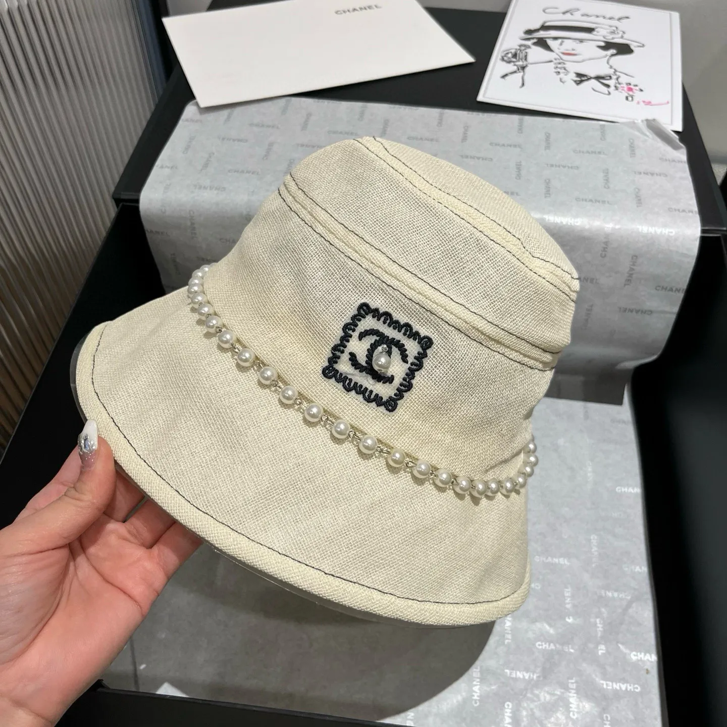 💰120¥ Chanel cotton and linen hat, bucket hat, head circumference 57cm