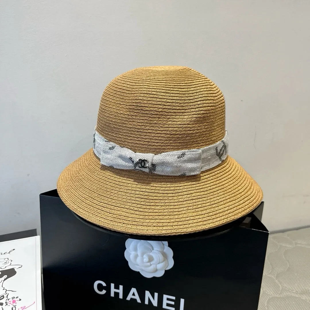 💰130¥ Chanel straw hat, advanced customization, head circumference 57cm.