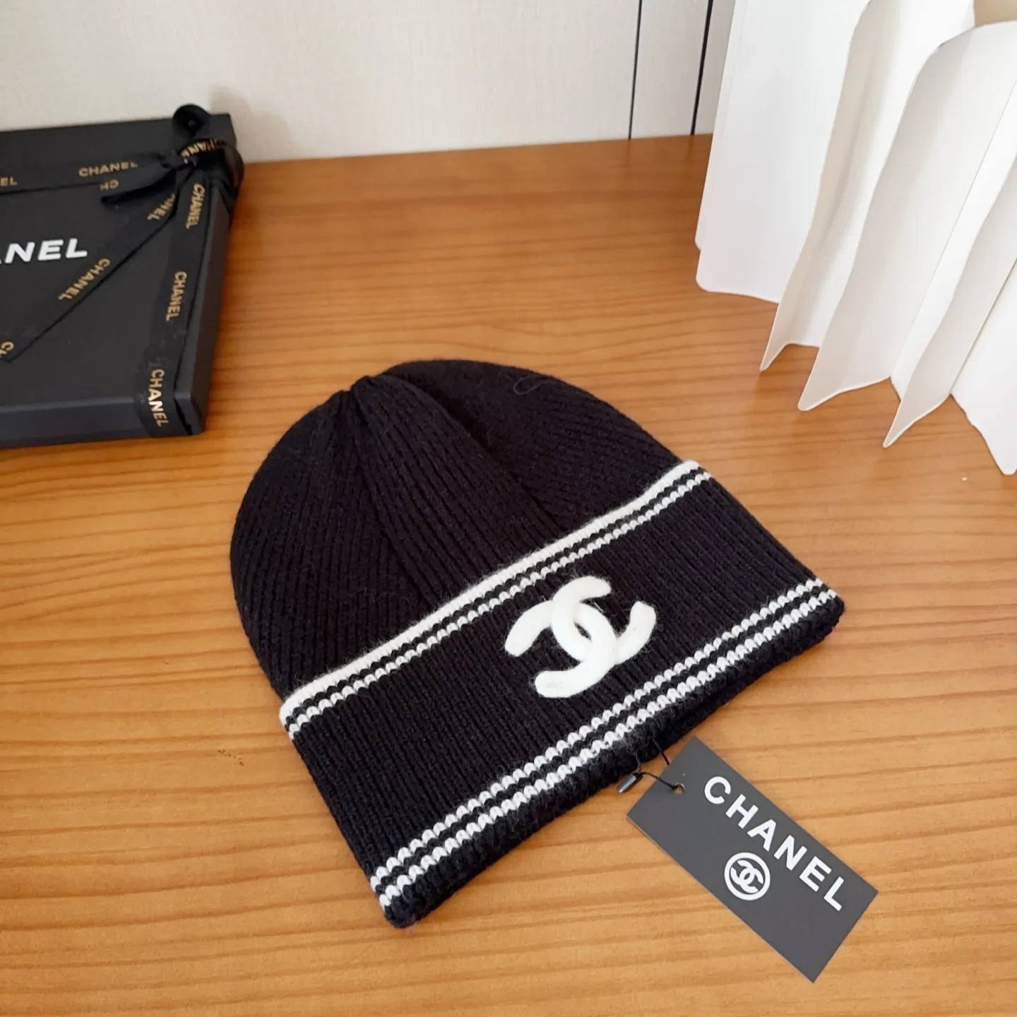 💰70 Chanel official website releases CHANEL small and popular knitted hat! Xiaohongshu’s new product is released, it’s so 🉑️, high-elastic fabric, classic colors, same style for men and women.