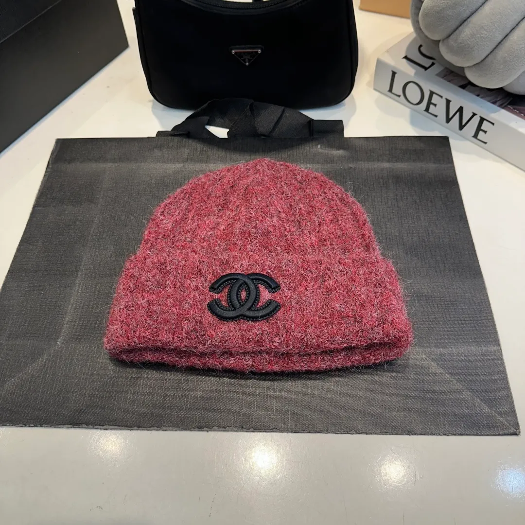 P50 Chanel knitted beanie