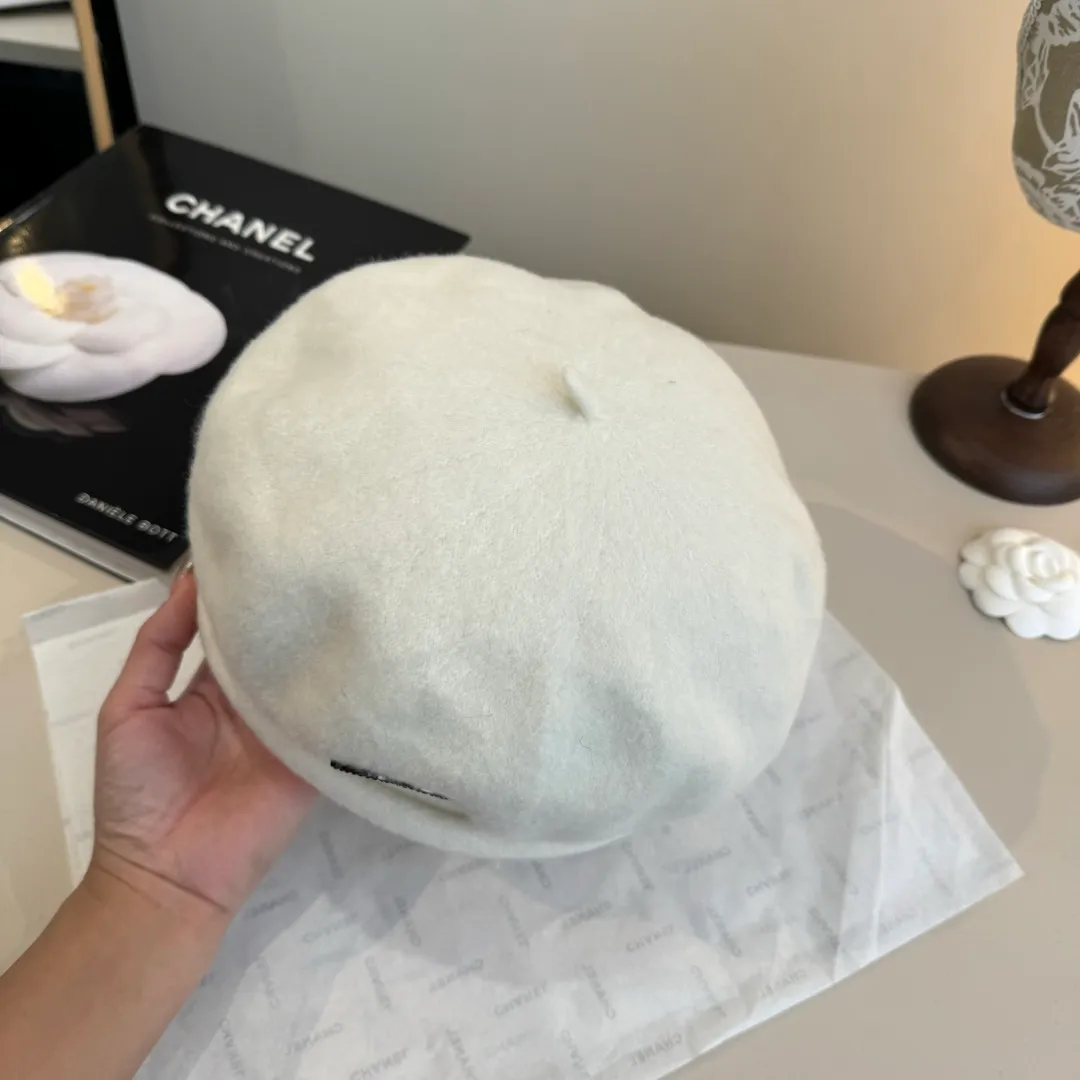 💰120¥ Chanel wool beret, pumpkin hat, 100% wool🦙 fabric, head circumference 57cm