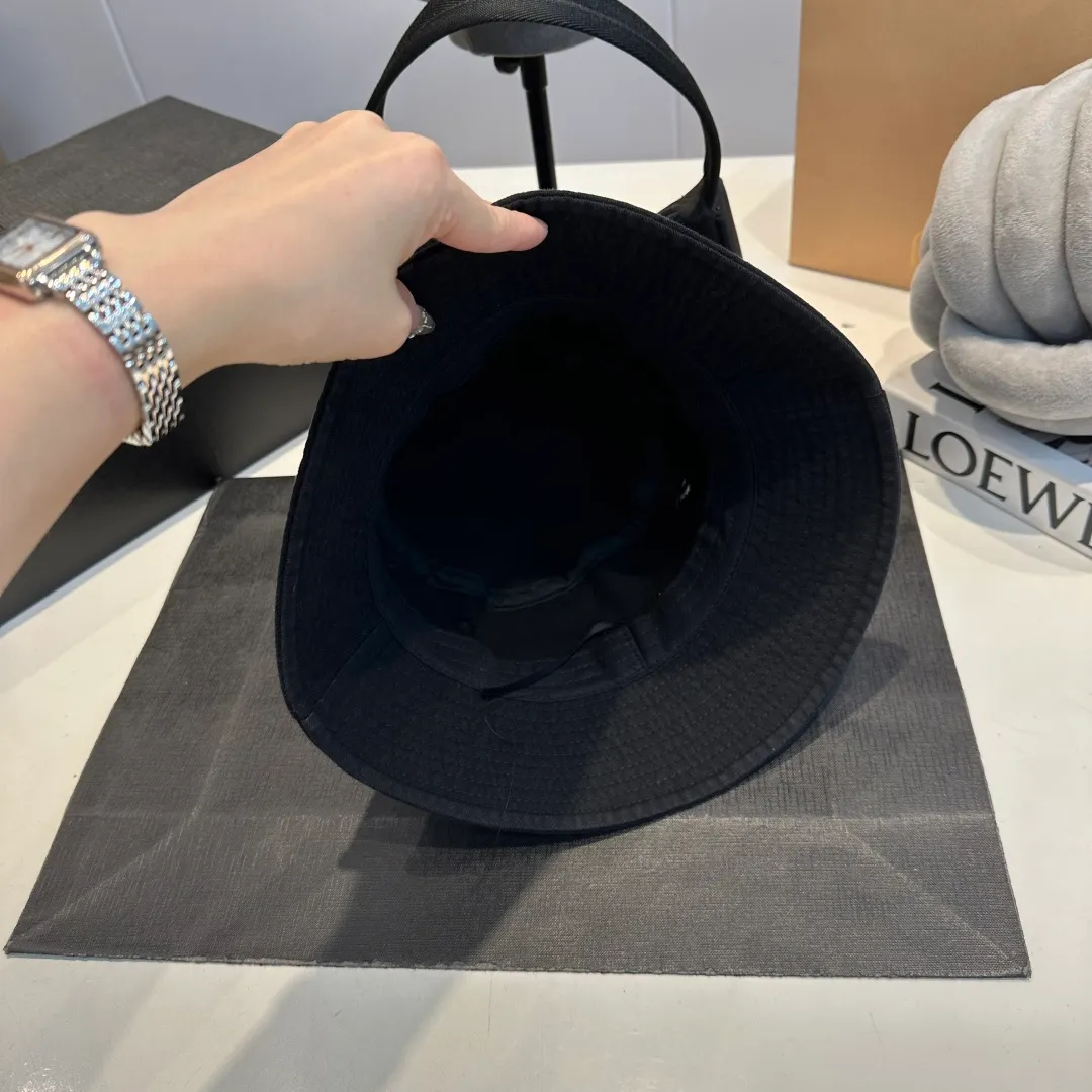 P60 Chanel new bucket hat, Xiaoxiang is classic and simple, fashionable and casual design, suitable for all seasons, a fisherman hat that coexists with laziness and sophistication