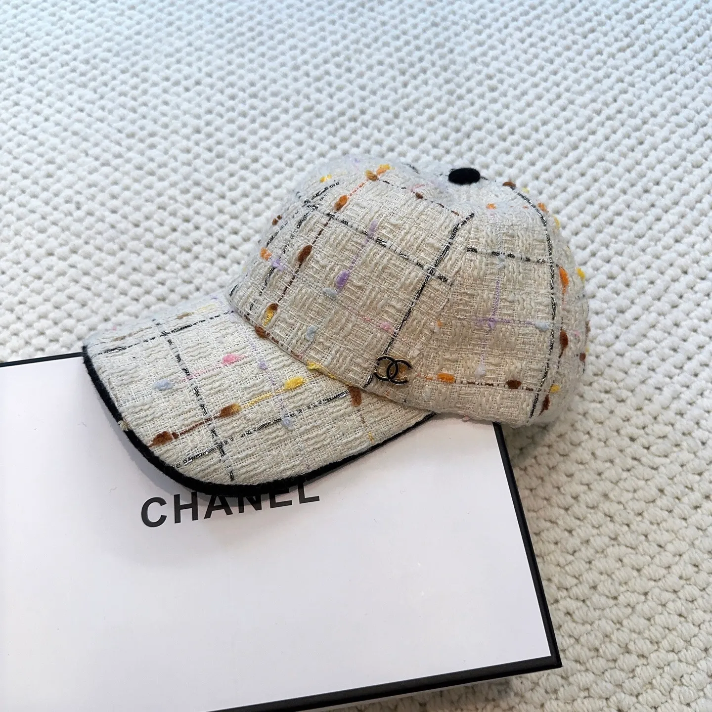 P60 CHANEL Chanel's new autumn and winter baseball cap, simple and elegant👈🏻👍casual and fashionable👩trendy and stylish👍Versatile style!