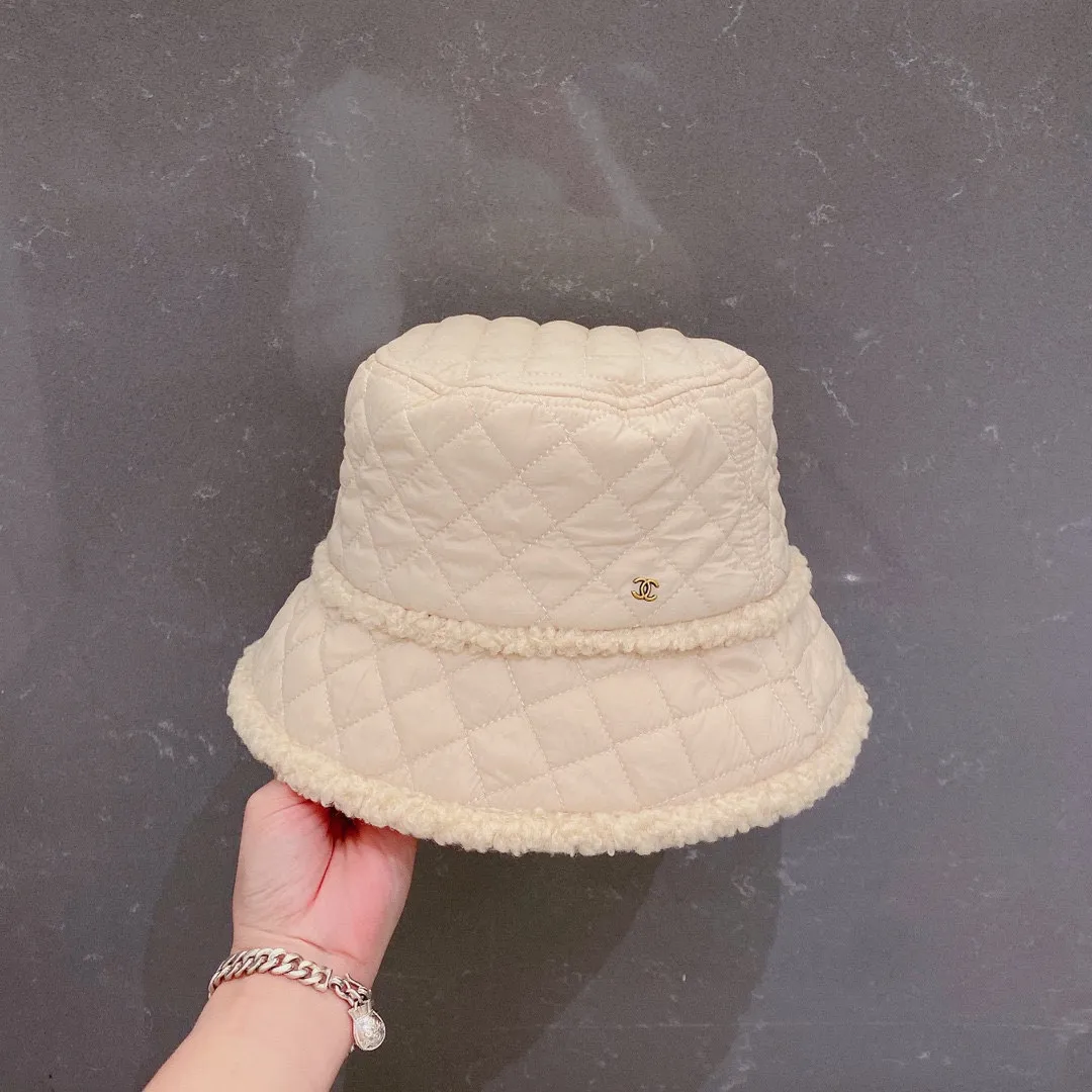 p70 Chanel 2022 new autumn and winter fisherman hat, rhombus top hat, essential for wearing and keeping warm, head circumference 57cm