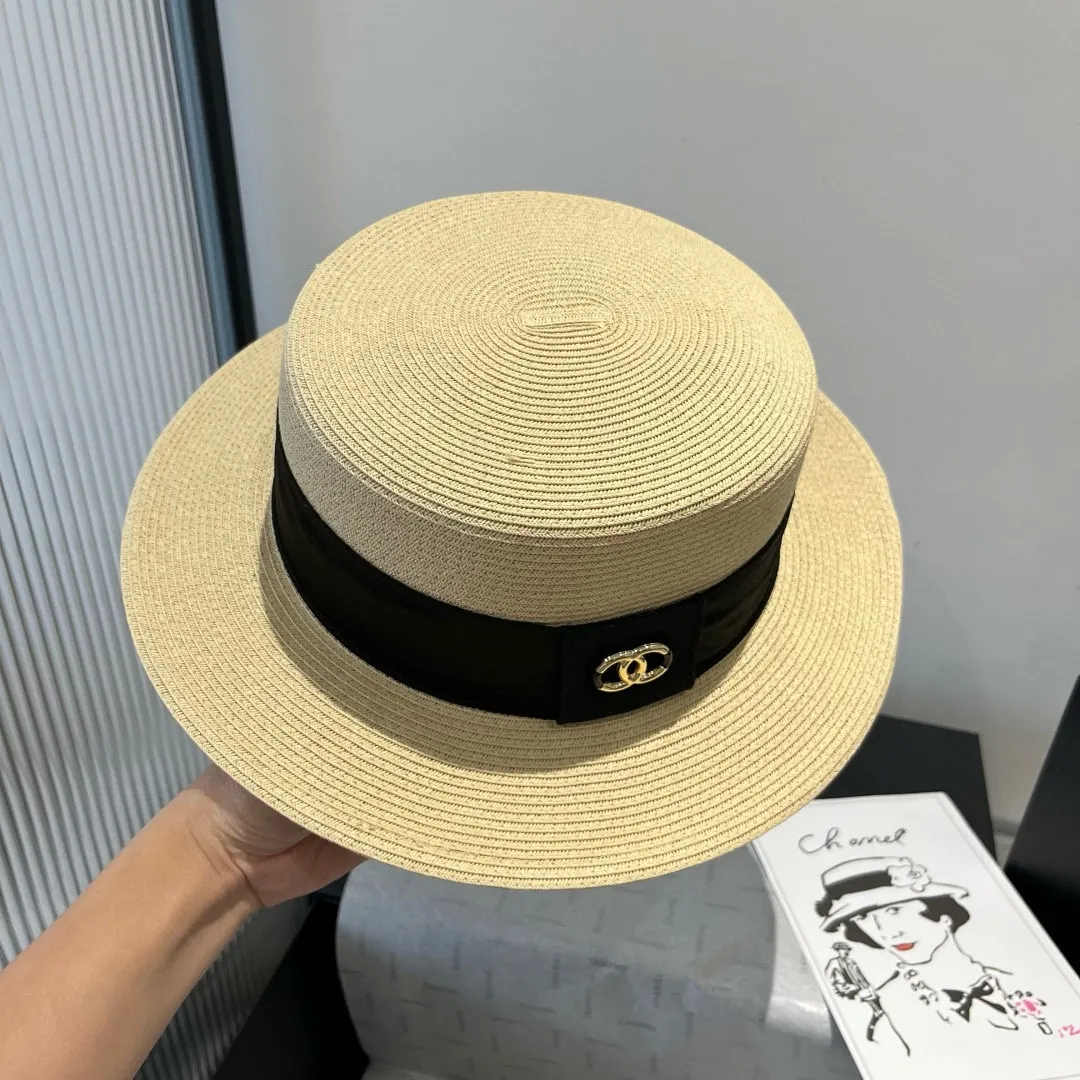 💰130¥ Chanel flat top hat, super nice shape, head circumference 57cm
