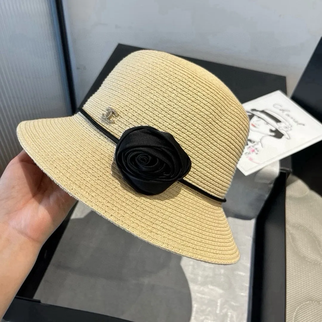 💰140¥ Chanel new top hat, original small basin hat, straw hat, head circumference 57cm