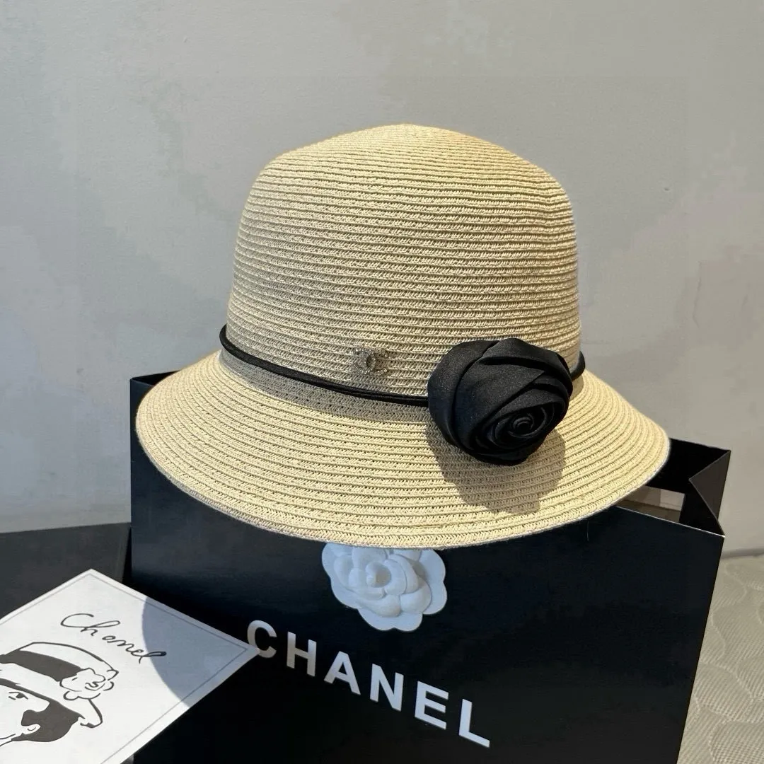 💰140¥ Chanel new top hat, original small basin hat, straw hat, head circumference 57cm
