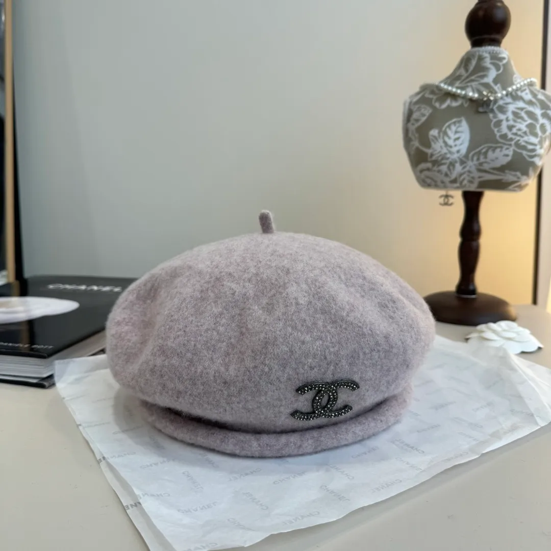 💰120¥ Chanel wool beret, pumpkin hat, 100% wool🦙 fabric, head circumference 57cm