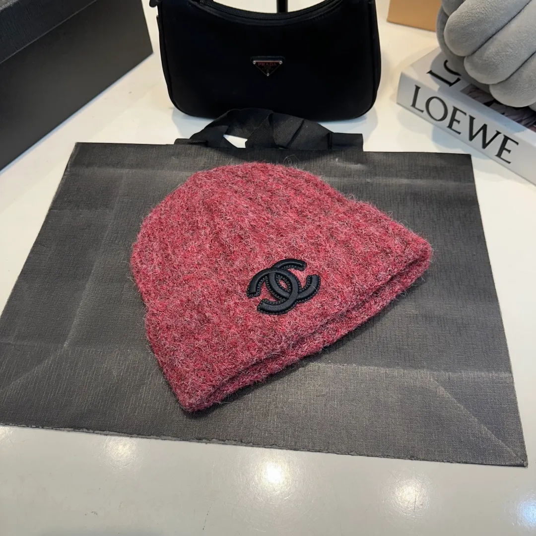 P50 Chanel knitted beanie