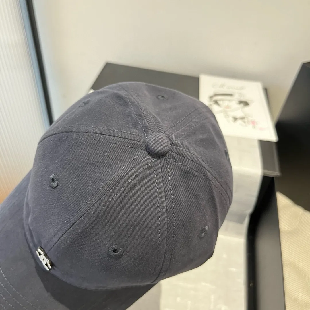 💰80¥ Chanel new peaked cap