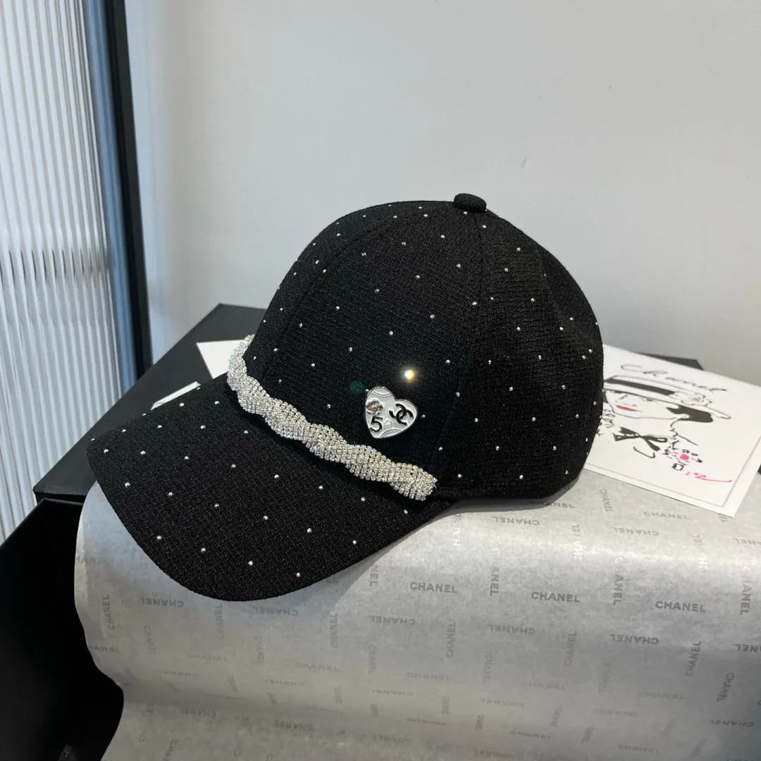 💰100¥ Chanel peaked cap, high-end and elegant, head circumference 57cm