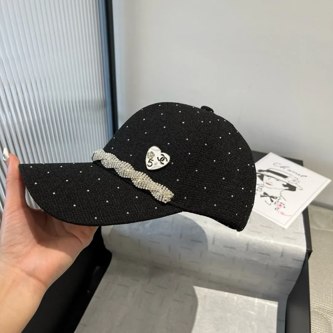 💰100¥ Chanel peaked cap, high-end and elegant, head circumference 57cm