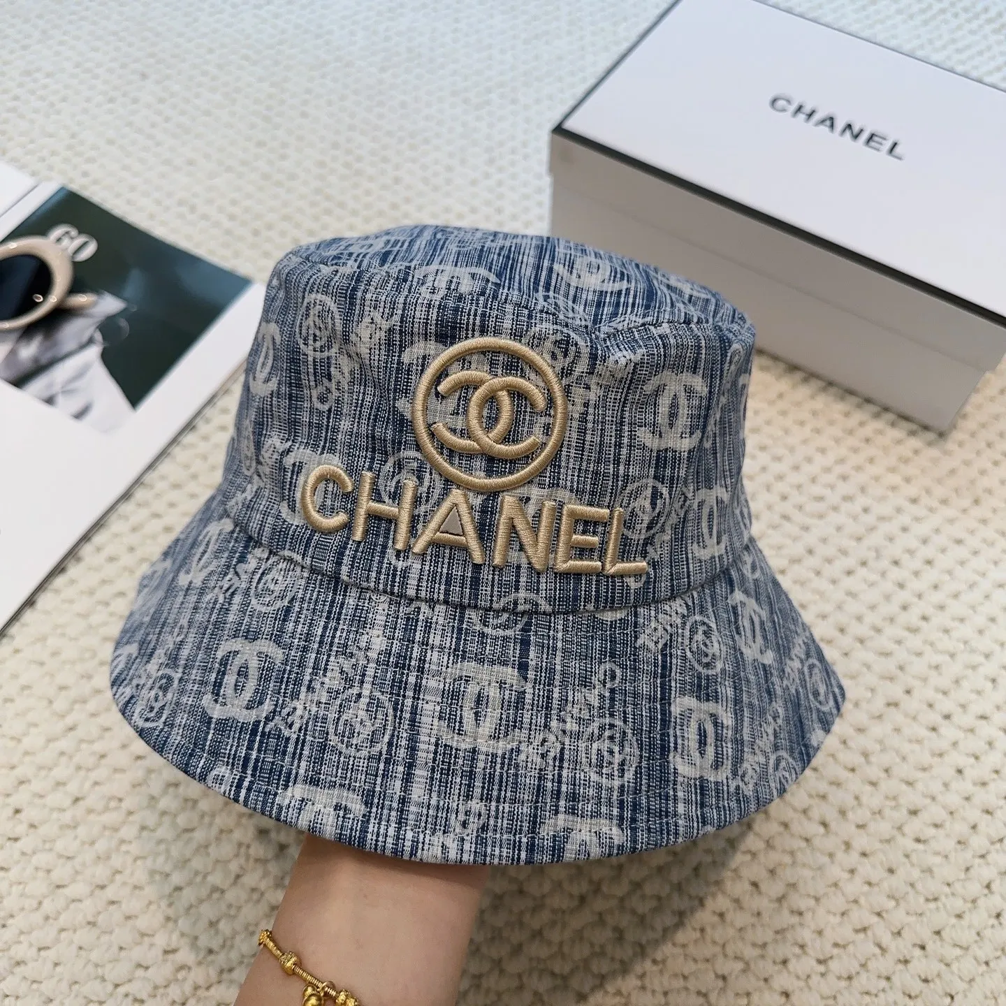P64 CHA Chanel] New simple embroidered logo bucket hat 🧢New model shipped, big brand style is super easy to match, hurry up and get it