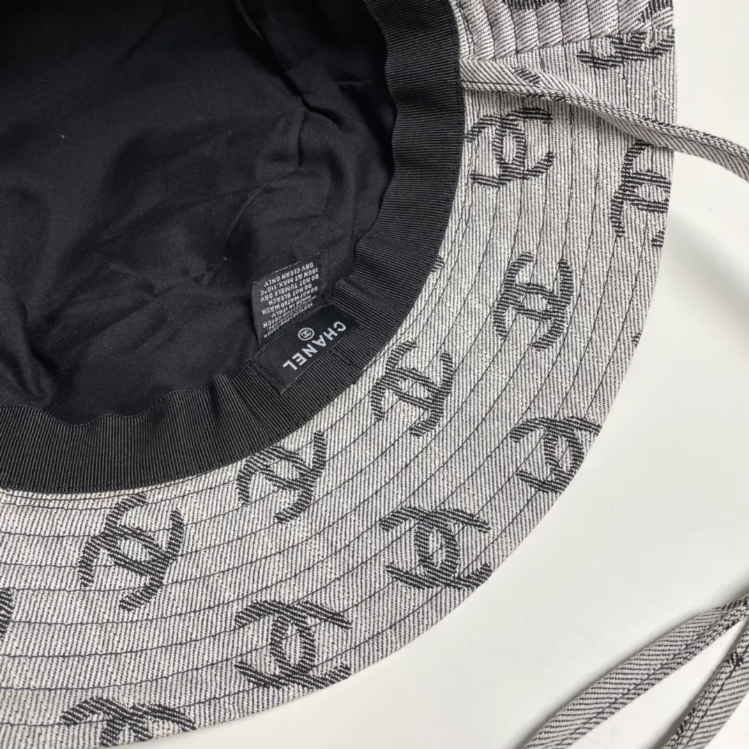 P60 CHANEL】New simple embroidered logo bucket hat 🧢New model shipped, big brand style is super easy to match, hurry up and get it