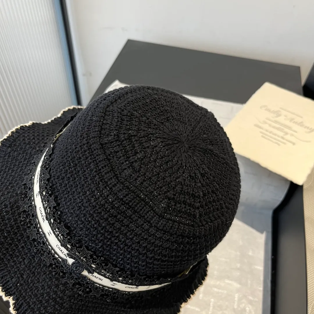 💰100¥ Chanel knitted handhook bucket hat, wavy edge top hat, head circumference 57cm