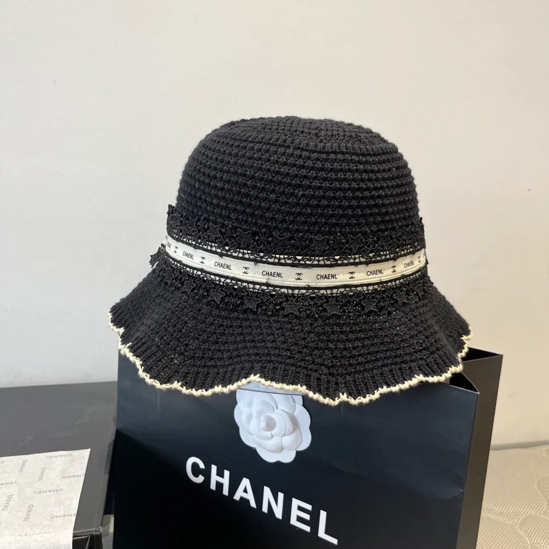 💰100¥ Chanel knitted handhook bucket hat, wavy edge top hat, head circumference 57cm