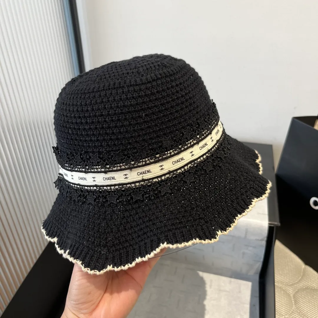 💰100¥ Chanel knitted handhook bucket hat, wavy edge top hat, head circumference 57cm