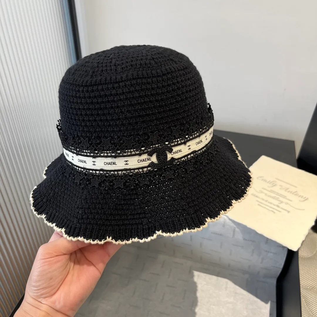 💰100¥ Chanel knitted handhook bucket hat, wavy edge top hat, head circumference 57cm