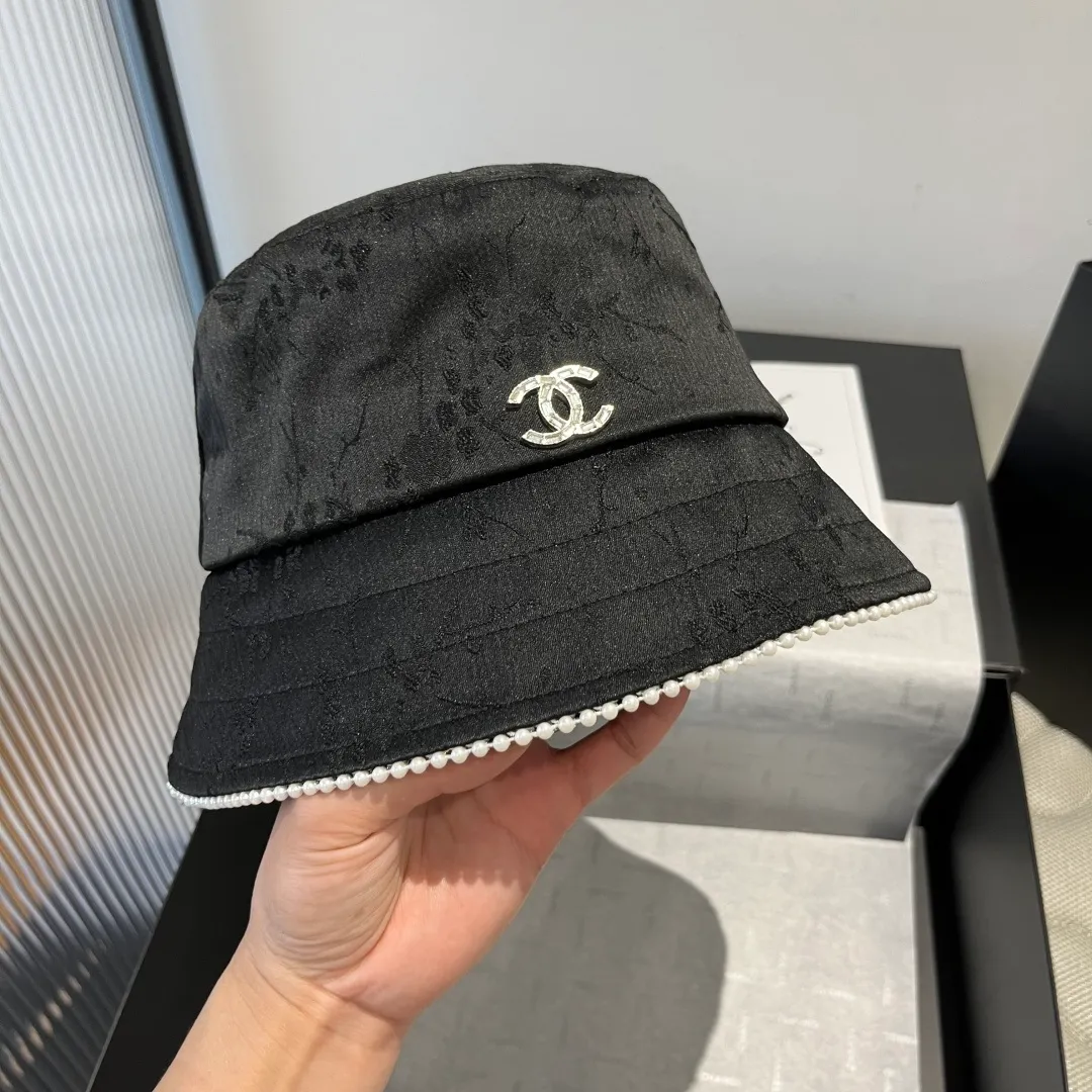 💰100¥ Chanel bucket hat, head circumference 57cm