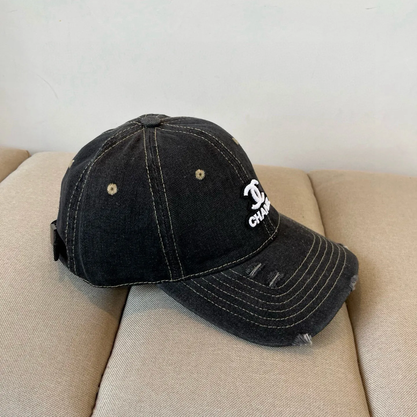 P60💰Chanel CHANEL new baseball cap, Xiaoxiang classic and simple, fashionable and casual design, popular new product