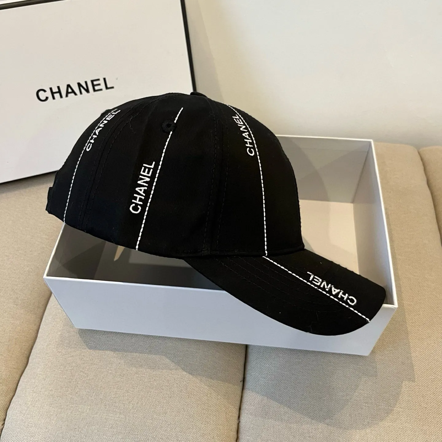 P60 CHANEL new baseball cap, Xiaoxiang classic and simple, fashionable and casual design, popular new product
