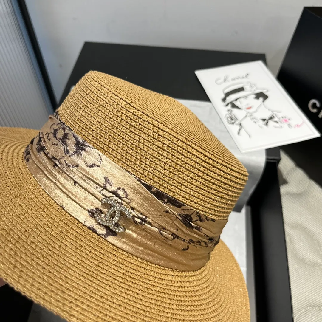 💰130¥ Chanel flat-top straw hat, top hat, head circumference 57cm